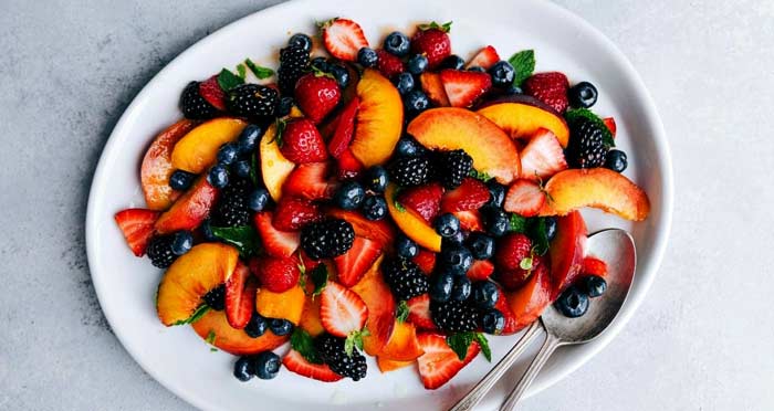 how-to-make-fruit-salad