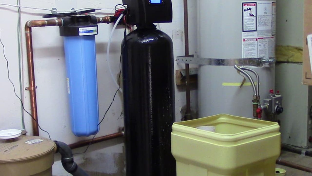 How Long do Water Softeners Last? (Pro Tips & Guide) CharlieTrotters
